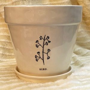 Rae Dunn Planter Pot